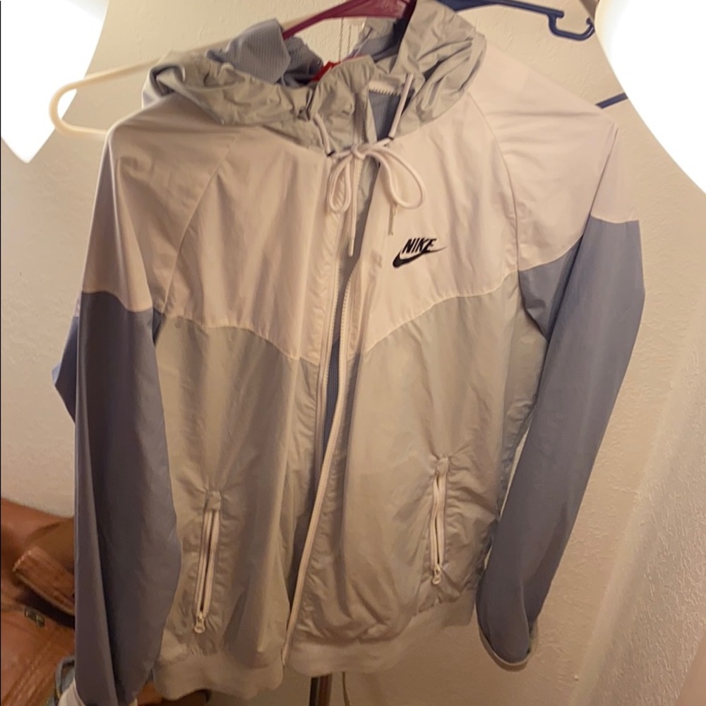 Nike wind breaker